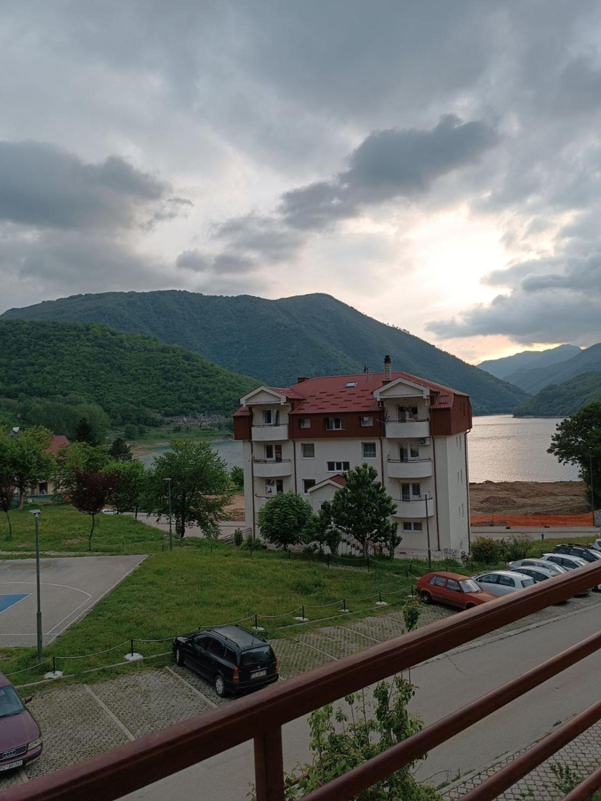 Apartmani Lena Pluzine Room photo